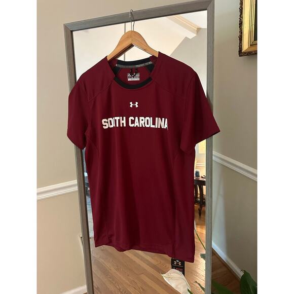 Under Armour South Carolina Loose Fit Heat Gear Size Small NWT - Picture 1 of 5